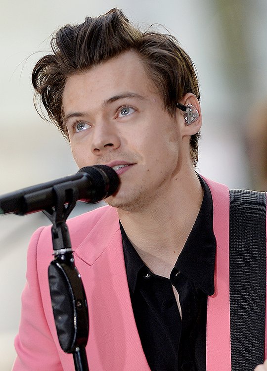 HStylesInfo's tweet photo. 📷|| Harry no The Today Show https://t.co/UJhDW5Y5FX
