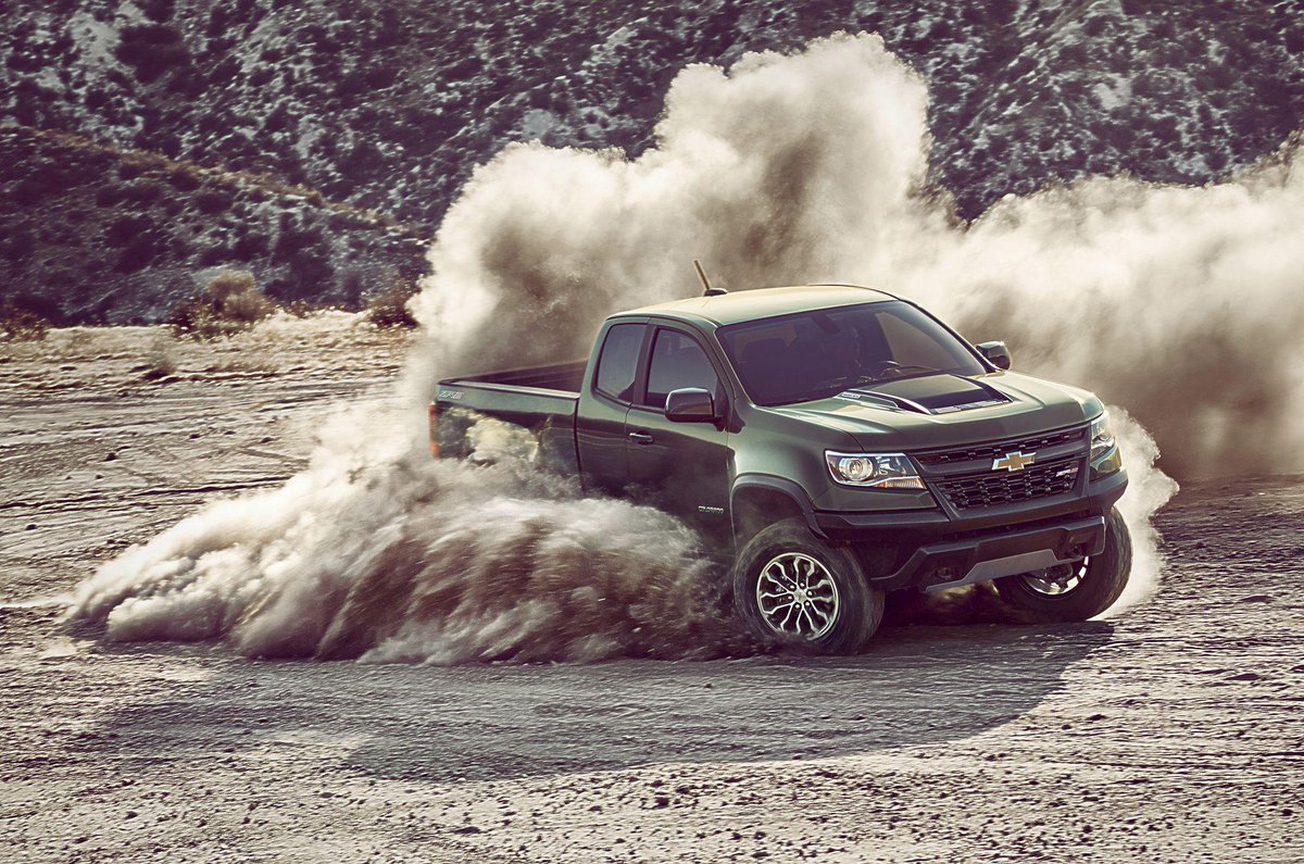 TruckinMagazine's tweet photo. Video: 2017 Chevrolet Colorado ZR2 Packs Serious Hardware https://t.co/2EemX21ZA2 https://t.co/e6ObfJbBc3