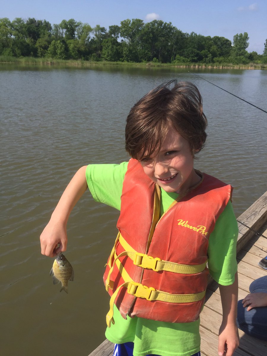 BlazerRecord's tweet photo. Collin county adventure camp is so FUN! #catchabigone #fishing https://t.co/w0BU6kVqMr