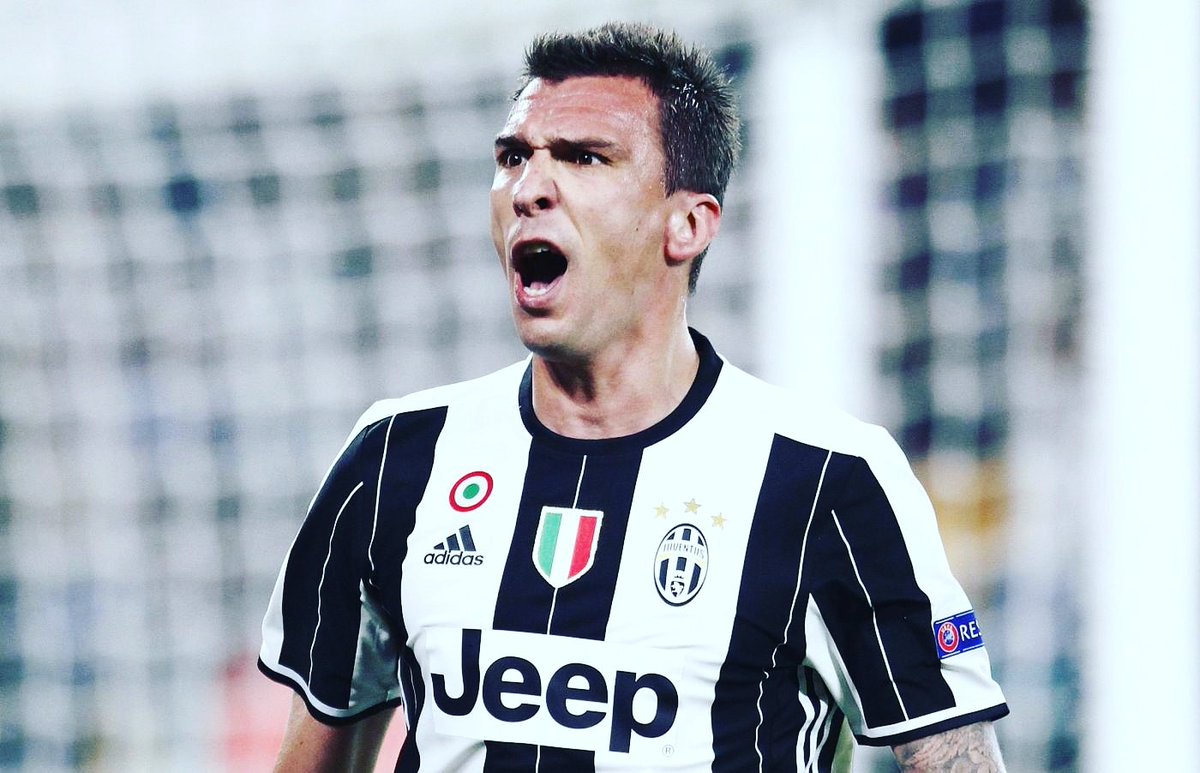 MartAzra's tweet image. Ono kad dođeš doma s posla a muž te ne čeka budan