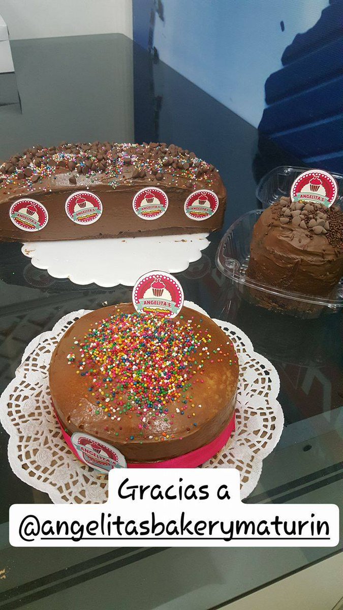alritmopormaxtv's tweet photo. Mas de las delicias de @angelitasbakerymaturin 💜 https://t.co/lHpE4NnU1v