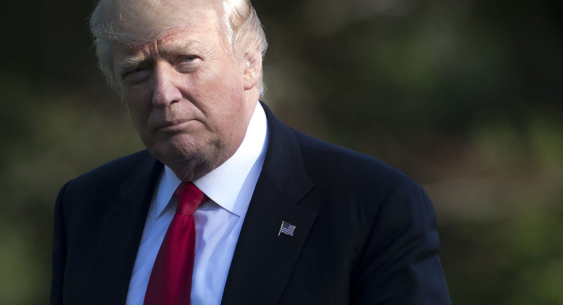 politico's tweet photo. Analysis: Is this a constitutional crisis? Legal experts size up the Comey firing. https://t.co/ufFHM8U8Jc via @POLITICOMag https://t.co/Zb5e42rrzH