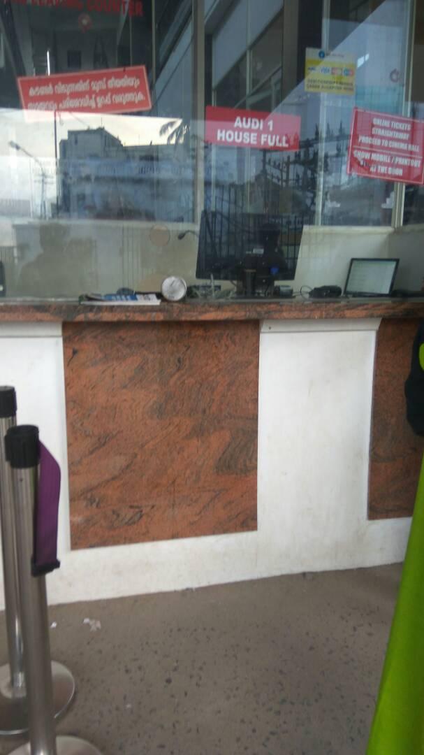 optimist_mr's tweet photo. #Baahubali2 : #HOUSEFULL Streak Continues..

Day 13 ~ #Ariesplex TrIvandrum Big Screen 7am Sh #HOUSEFULL https://t.co/MybYD5Zy7b