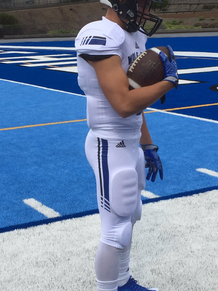 whfbcoach's tweet image. Clean in 2017!!! @rm_jewell &amp;amp; @austin_dill12 in our brand new @adidasFballUS Techfit Primeknit jerseys via @BuddysAllStars. #whfbfreshnclean