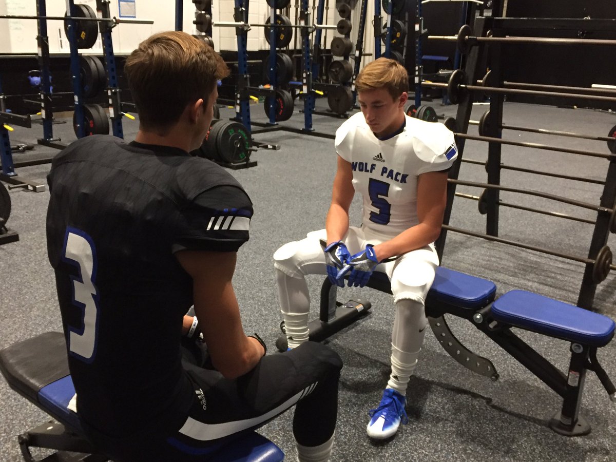whfbcoach's tweet image. Clean in 2017!!! @rm_jewell &amp;amp; @austin_dill12 in our brand new @adidasFballUS Techfit Primeknit jerseys via @BuddysAllStars. #whfbfreshnclean