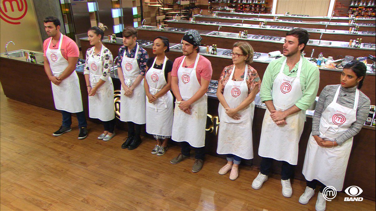 masterchefbr's tweet photo. A emoção só acaba quando termina! Quem vai dizer tchau pra competição hoje? #MasterChefBR https://t.co/FAskst4gch