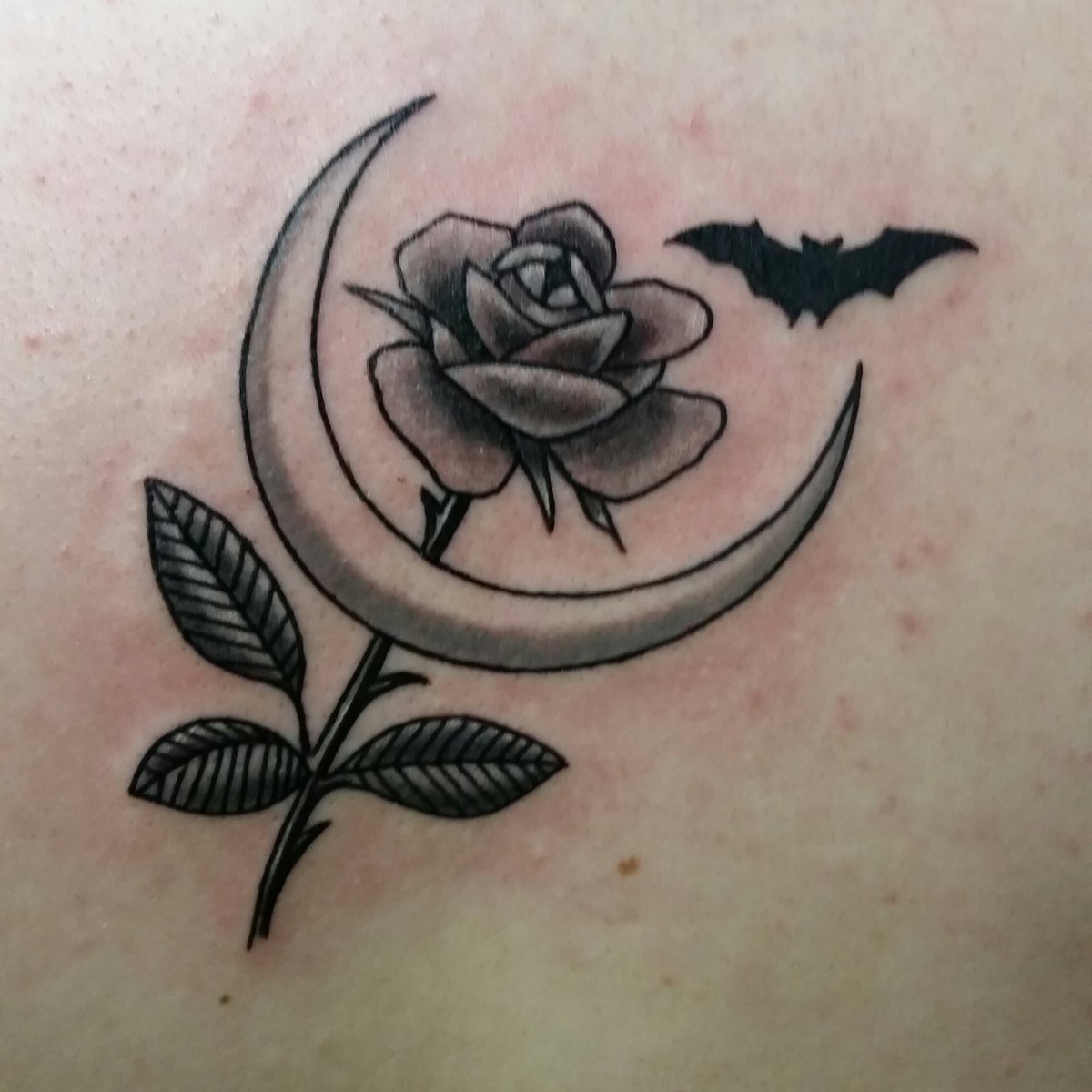 Bruce Benkert on Twitter: "Tattoo I did today at Locke Studios in Gettysburg. #tattoosbybee #lockestudios #Gettysburg #tattoo #rose #bat #moon https://t.co/lPlOA2WVb0" / X