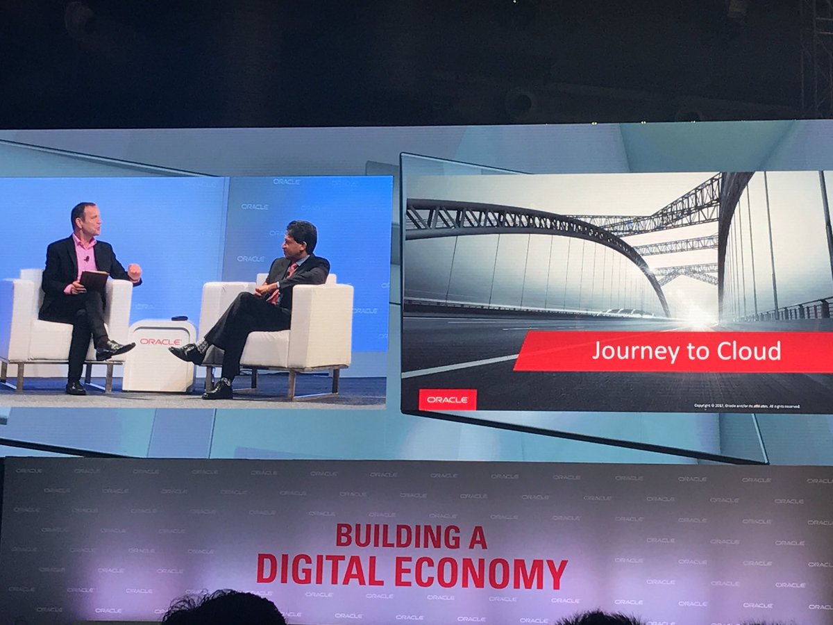 jyotichopra1013's tweet photo. Basic programming skill is the most important skill required #HDFC @HDFC_Bank @Oracle_India @oracleopenworld #OOWIndia #RoleOfCIO https://t.co/wLi6N3feVm