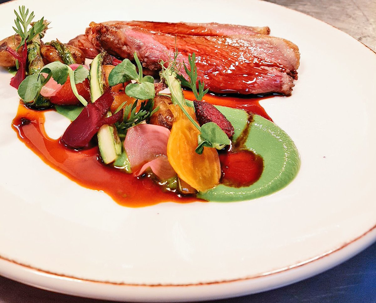 Nice seasonal special tonight <a href="/thenarrow/">The Narrow</a> #lamb #spring #jerseyroyals  #asparagus #onenightonly