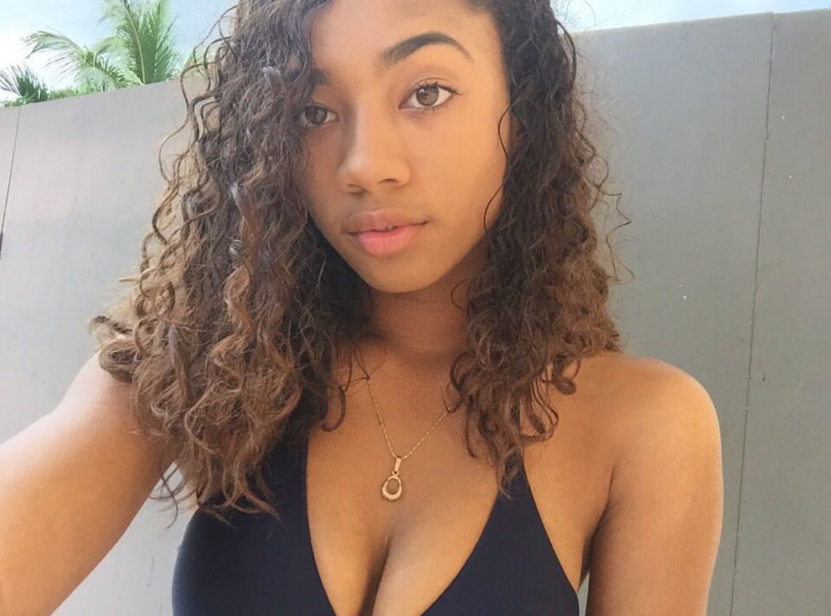 Allislovexo's tweet image. #skinnygirlsmatter 😘