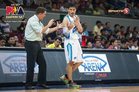 batasnilhynn's tweet photo. Yung coach na anlaki ng tiwala sa player nya..hayyz
#TradeJamesYap https://t.co/bzMxkyRf1S