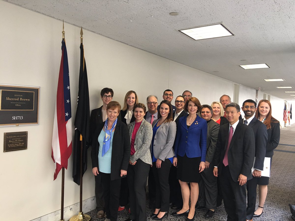 AlishaReissMD's tweet photo. Advocating for our patients and our profession! #ACSLAS17 #ohioacs https://t.co/9gY2REGqpv