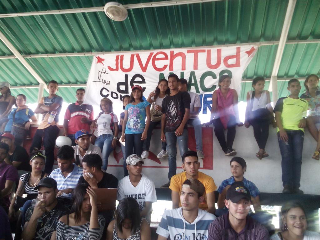 AnacoJpsuv1's tweet photo. Vamos por la Constituyente #JuventudAnaco #Anaco presente con la Constituyente https://t.co/uaoj5s1NvM