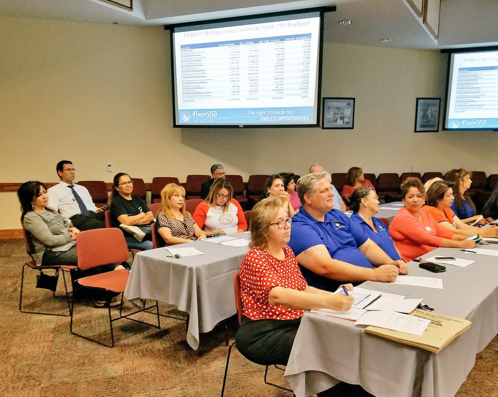 SOCORROAFT's tweet photo. Today @SOCORROAFT members attended @SocorroISD Budget Workshop. The 2017/18 Proposed Budget ONLY includes a 2% Salary Increase. #PayUsFair https://t.co/944SkYmdFU