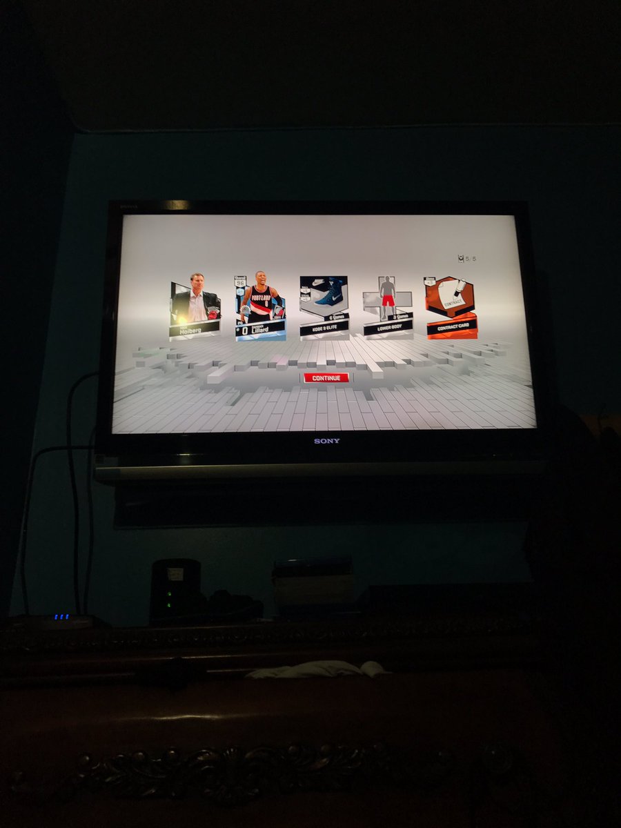 TheRealUFF's tweet image. The twitch prime gods @ItsShake4ndbake