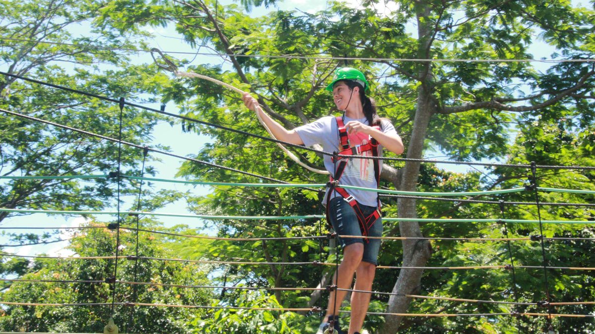 _MagandangBuhay's tweet photo. Go Tommy!! 💛 #MBSummerSunshine https://t.co/WOnyNKJPhz