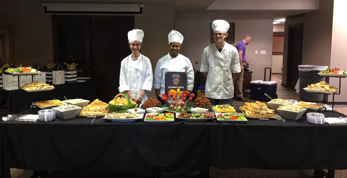 JPSHurricane's tweet photo. Food>amazing tonight @ JPS Retirement/Awards Ceremony spon. by JFAST! @neactc Culinary Prog. students did a great job! #NEACTC https://t.co/VyY5Z4POtV