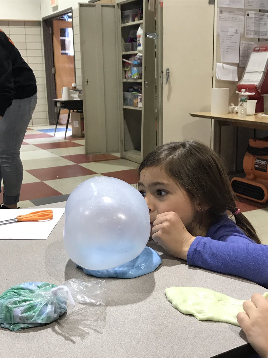 BGCWoburn's tweet photo. Fun with STEM today at @hurldschool Project Learn! Experimenting with states of matter! #Woburn #STEMinAfterschool https://t.co/PfqKKlhvrL