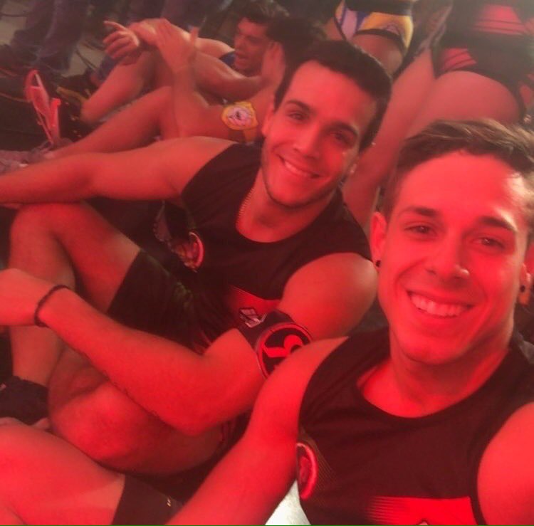httpgarcivarren's tweet photo. MARIOIRIVARREN NO ESTAS SOLO https://t.co/YlYksvACZy