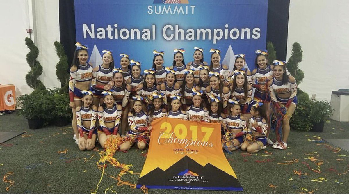 cheerUPDATES2's tweet photo. Congratulations #Summit17 🗻
CHAMPIONS 🏅

Laredo All American Starlites
LRGSR3 https://t.co/KRyU2kFjvK