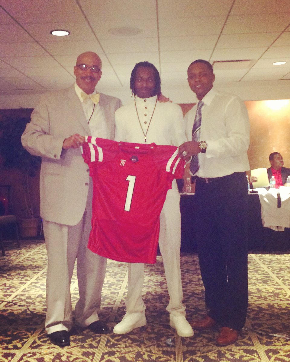 coachrecru's tweet photo. Our former client, Austin Carter, doing big things being drafted by the rivals professional team, Oakland County Racers #SUSalumni https://t.co/pOVawstxhC