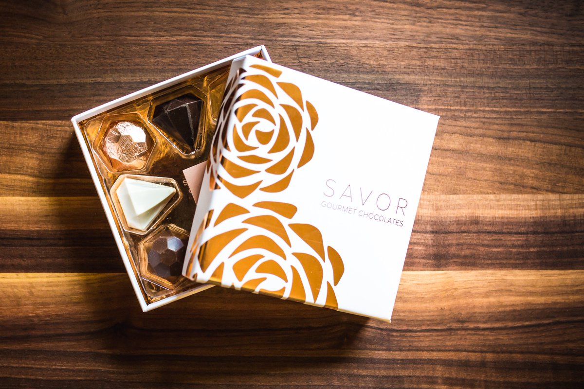 Carissa Weiser En Twitter What S Better Than Flowers Chocolate Geometric Tasty Chocolate Thanks Proflowers