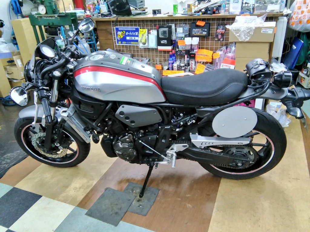 Moccos6 どなたか関西で良いバイクの塗装屋知りませんか 渋いカフェレーサーとか作れるショップがいいなあと思ってるんですが バイク塗装 カスタムペイント カフェレーサー バイクカスタム Moccos6 どなたか関西で良いバイクの塗装屋知りませんか 渋いカフェレーサーとか作れるショップがいいなあと思ってるんですが バイク塗装 カスタムペイント カフェレーサー バイクカスタム
