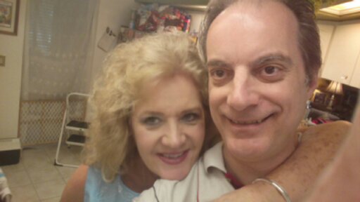 GordonWhann's tweet photo. @JulieBarefoot And she can cook, she does great impressions, very smart. beautiful, and a great kisser... I am so lucky. What more could I ask for! https://t.co/9yK84oNsns