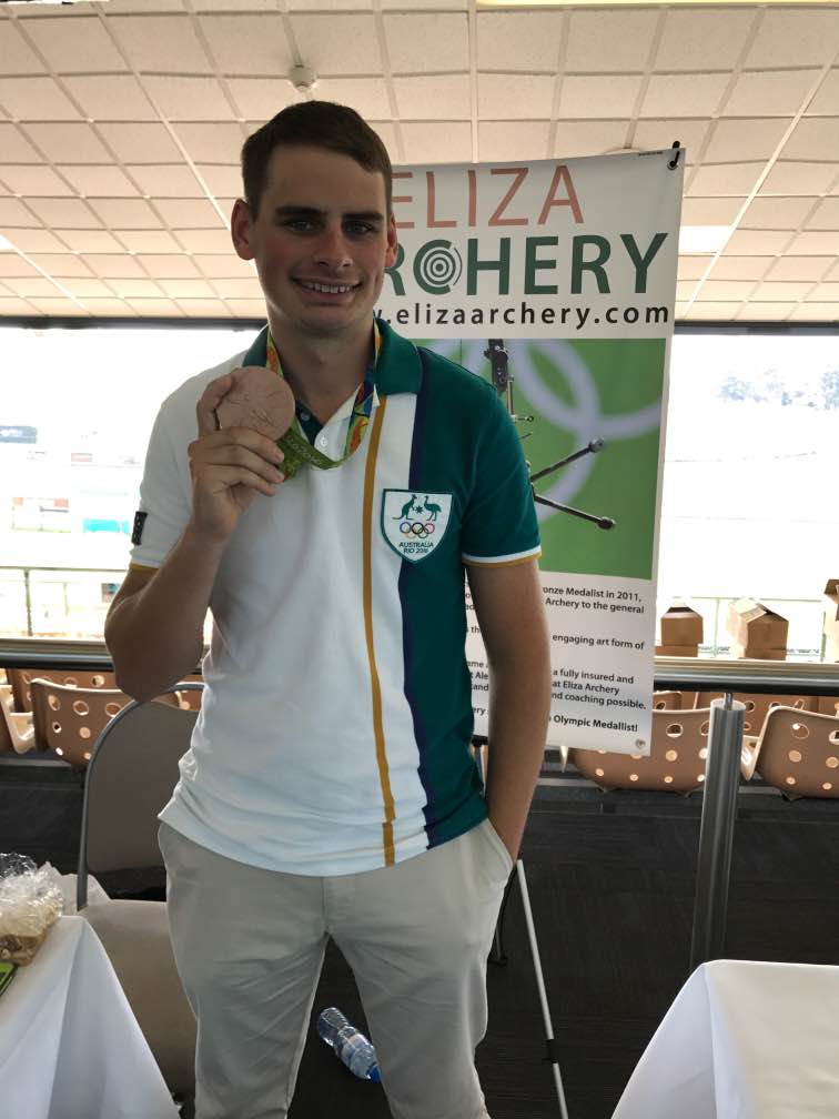 Xero's tweet photo. Don't let self-doubt hold you back: Olympic #smallbiz advice from @archeralec🏹 @BITECONAU Want more? @MichaelKlimAus https://t.co/S3jeTyRdZb https://t.co/UydVIRuEKI