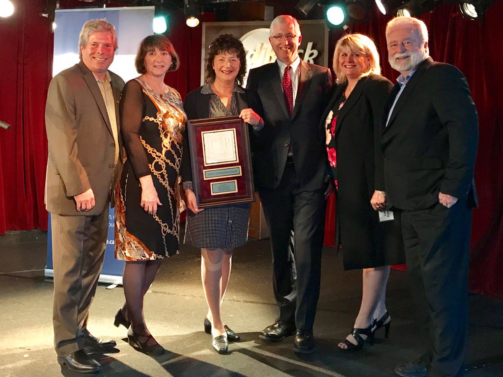 lynnoldfieldaig's tweet image. Honoured to share this evening with this august group of Distinguished Fellows.  #Fcip