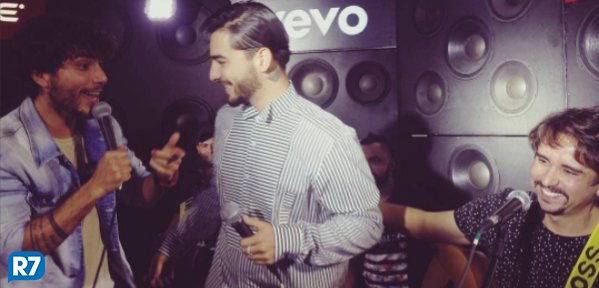portalR7's tweet photo. Lá vem hit: @BruninhoeDavi falam sobre parceria com @maluma: "A gente não esperava e caiu no nosso colo" #Pop https://t.co/XeNIGtwG9l