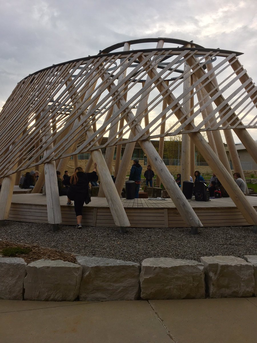 kleri venizelos tweet media