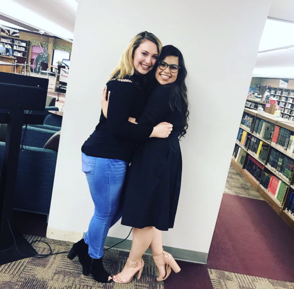 Tonight was full of laughing and crying and memories, love these people so much 💙