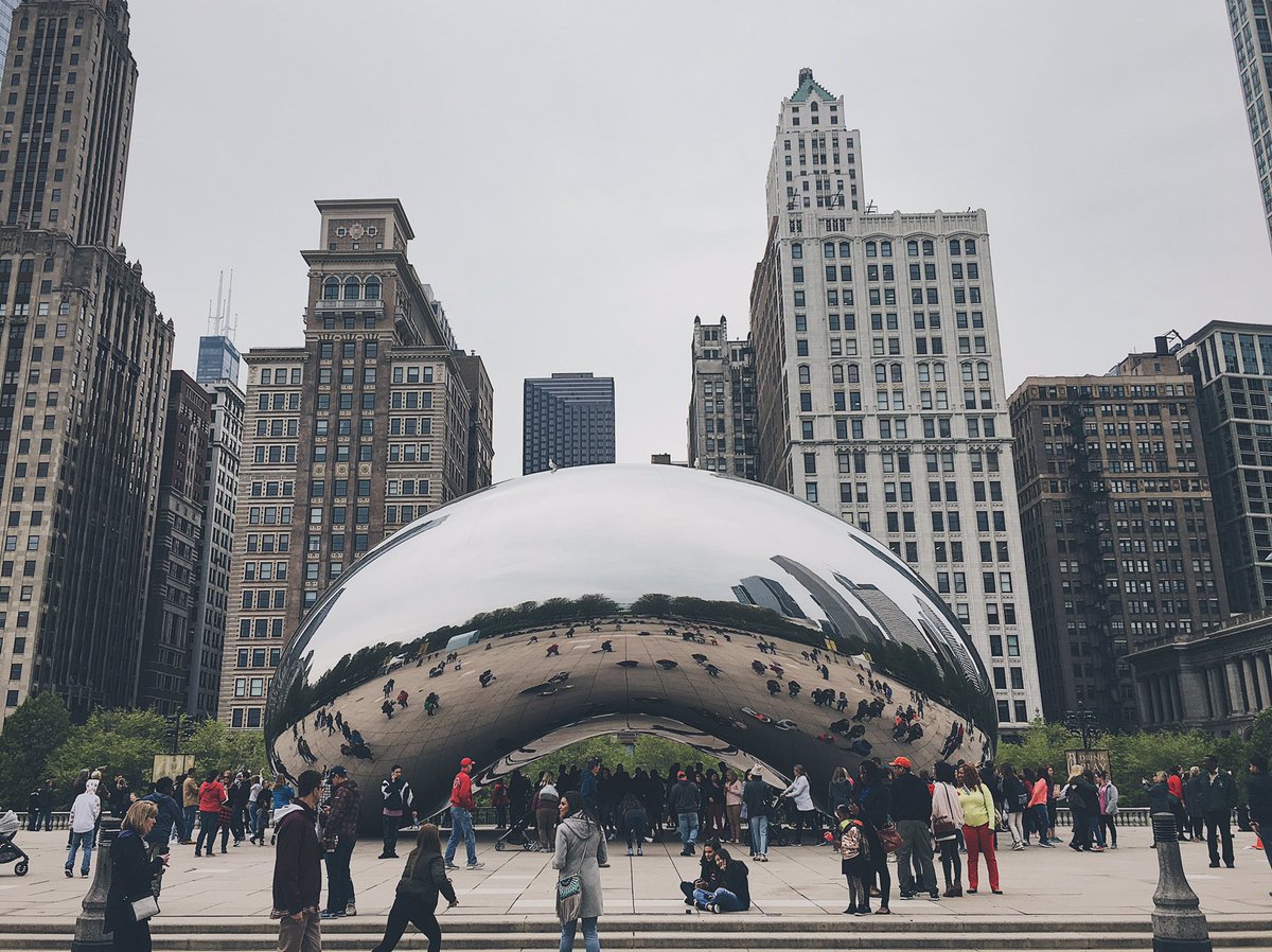 Commonless_'s tweet photo. ☁️ -- Cloud Gate, Chicago | 📷: @jonjovellanos https://t.co/m92iSeP0zh