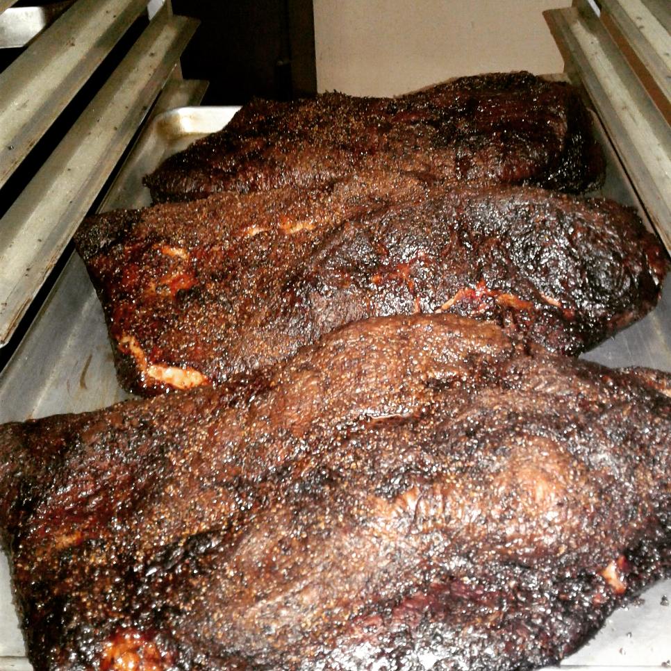 BIG_R78's tweet photo. Beautiful color on the briskets this morning!!! https://t.co/ky26sGtJ4A