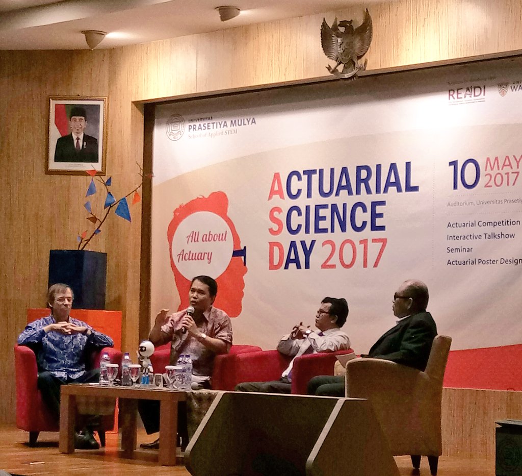 ReadiProject's tweet photo. Talk Show "Be READI for Big Opportunity" with Bill Duggan #ReadiProject, Yusman-OJK, Budi Tampubolon-PAI, Maydison Ginting-@prasmul #ASD2017 https://t.co/jeaAC60cTF