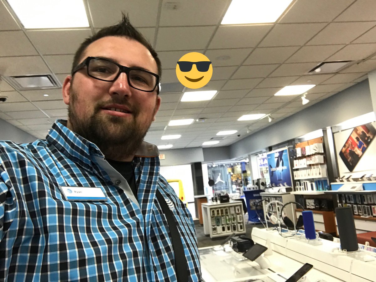 RYAN_DEITLE's tweet photo. I love when we get new threads #lifeatat&amp;t https://t.co/iNi5jipKFS