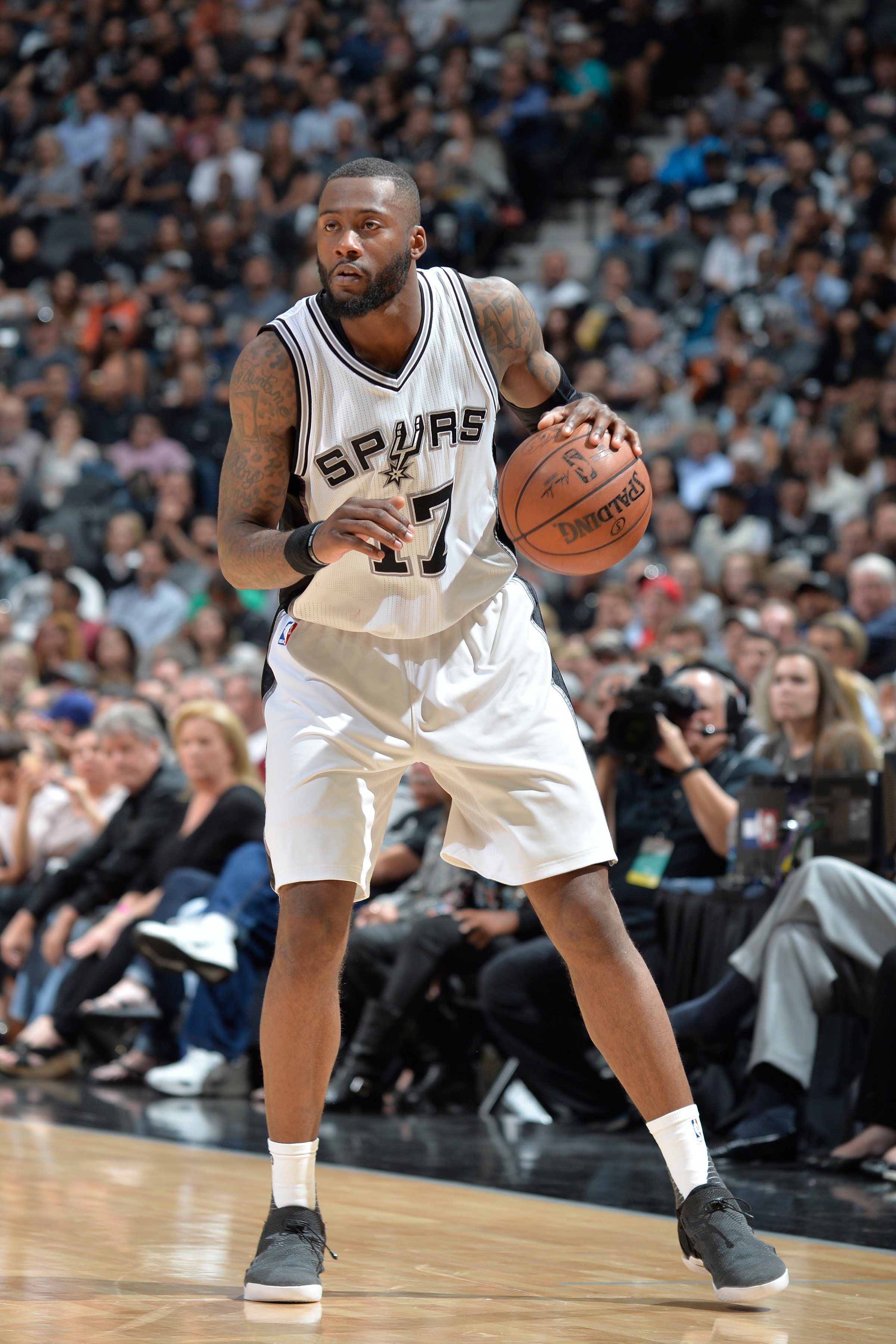 B R Kicks on X Jonathon Simmons in the Kobe A.D. NXT for Game 5 vs. Houston GoSpursGo https t vVcnZTYVvY X