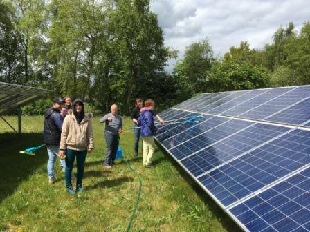 Top klusteam @ReinaerdeZorg! #Zonnepark #RWZI <a href="/HDSR_waterschap/">Stichtse Rijnlanden</a> <a href="/GemDeBilt/">Gemeente De Bilt</a> schoon voor zomerzon!
m.facebook.com/story.php?stor…
Match <a href="/SamenvrDeBilt/">Samen voor De Bilt</a>