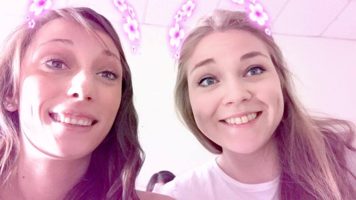 JulieMarc22's tweet photo. Les #anges du #marketing @Montpellier_BS  #Pataugas #PataugasIsBack https://t.co/F38CqdqWiH