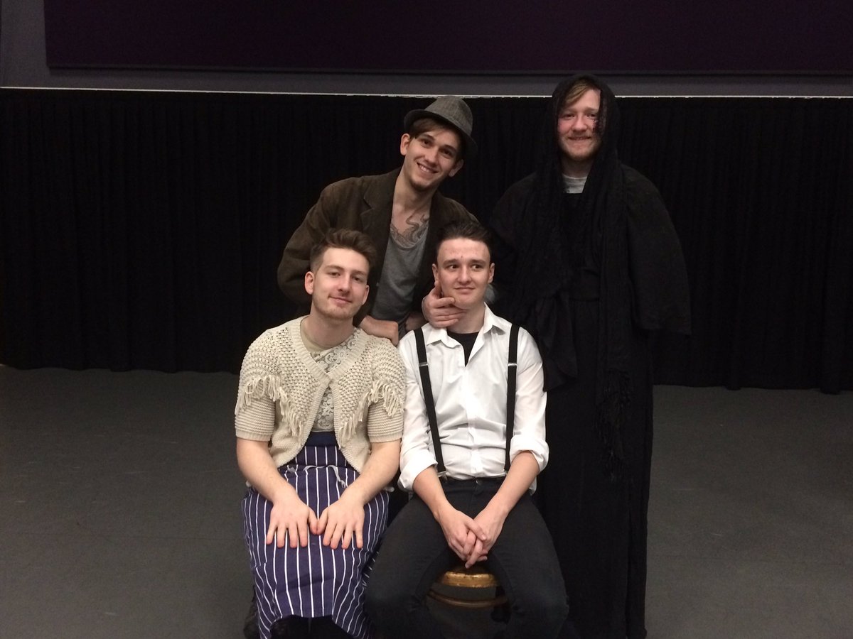 C3UDrama's tweet photo. Today @Brechtfastco will take us to #Spain with their take on #BloodWedding by Federico #Lorca! 2nd day of final year shows! #dramadegree https://t.co/r8wkNJOIQz