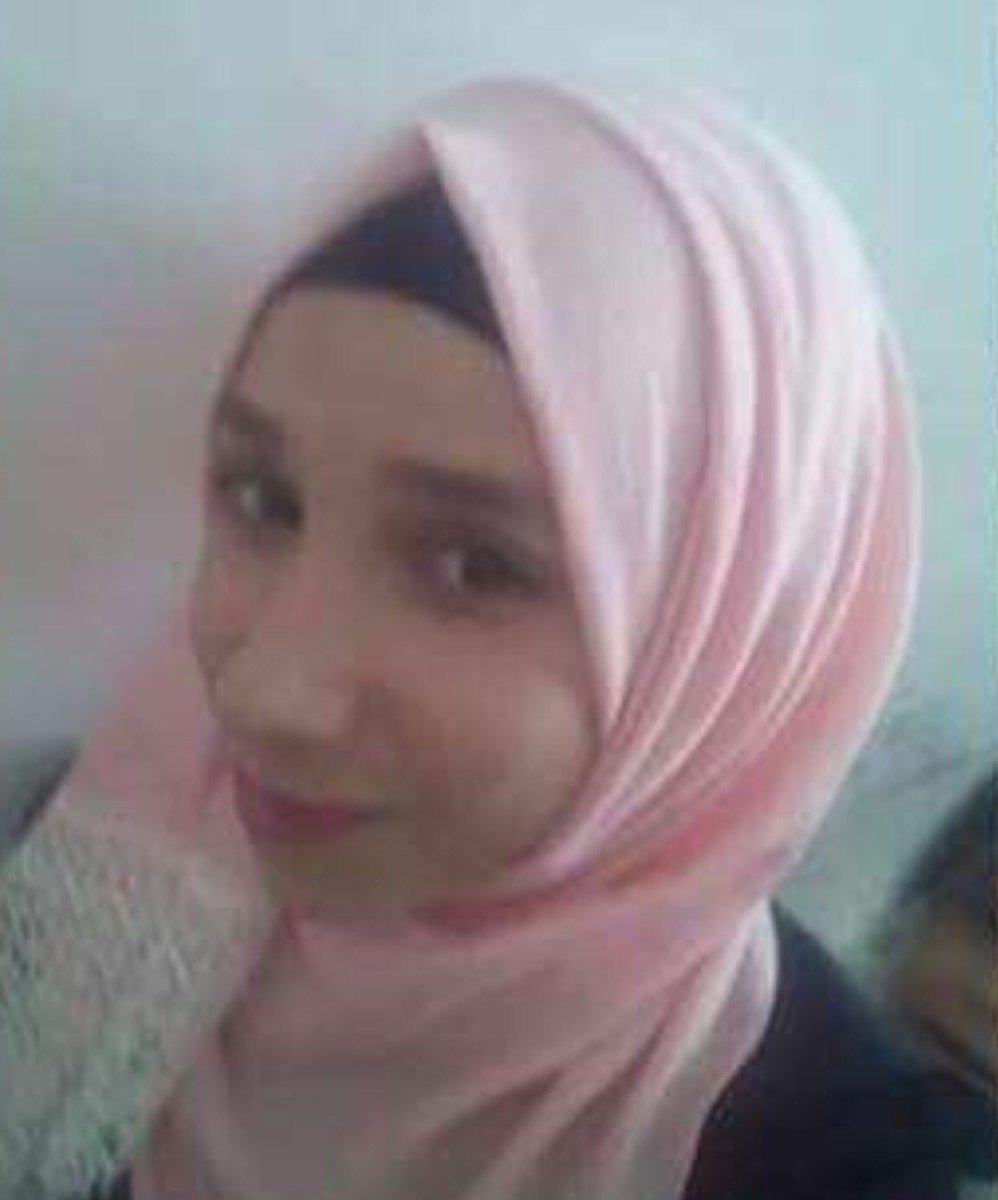 Fatimah Hjeiji gadis Palestina (16thn) ditembak 20 peluru oleh serdadu Zionis Israel Ahad 7/5/17 di #BaitulMaqdis. In syaa Allah SYAHID!🌹