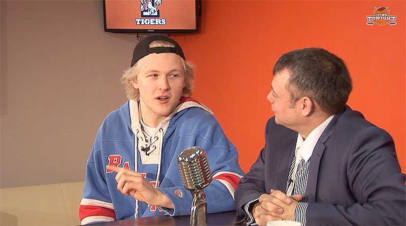 What is @ADAMtheWHIZ's most annoying habit? Find out at lunchtime in our preview of tonight's <a href="/icing_tonight/">Icing Tonight</a> on <a href="/madeinbhamtv/">Made in Birmingham Has Moved!</a> with <a href="/Shuttsie/">Paul Shuttleworth</a>