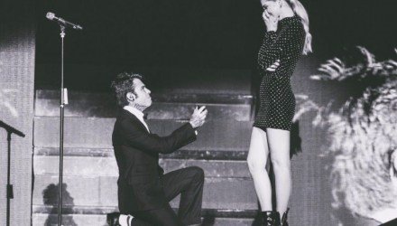lercionotizie's tweet photo. #ultimora Il video non raggiunge abbastanza visualizzazioni: Chiara Ferragni rifiuta la proposta di Fedez. https://t.co/qqjdVRn2dR