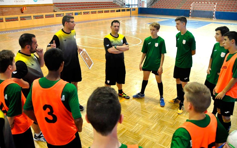 [🎥 STREAMING] Catalunya Infantil Masc. debuta en DIRECTE vs @FEMAFUSA a les 13:00h! En directe en el nostre enllaç 👇
ow.ly/89NI30bAHog
