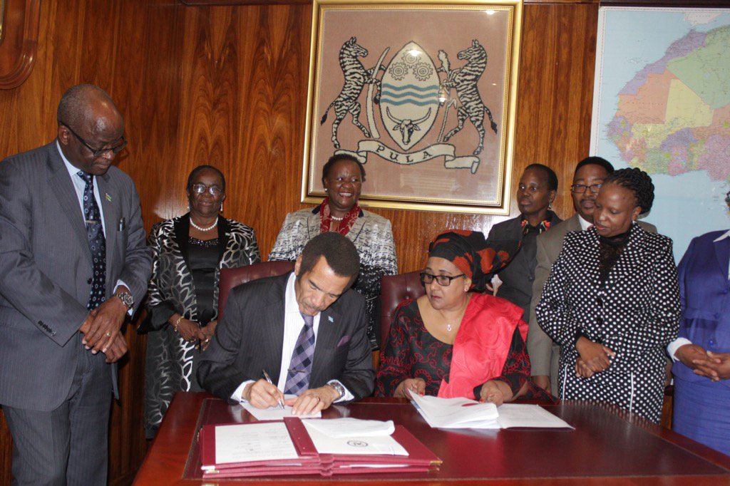 DrTaxs's tweet photo. Botswana signs SADC Gender Protocol. Commendable step to enhancing gender equality&amp;women empowerment @BWGovernment https://t.co/1cvxp2r1BK