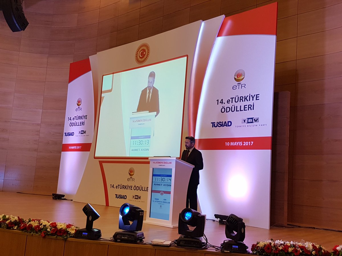 Teknolojiyi kullanmak önemli ama yeterli değil, bununla sınırlı kalmamak, teknolojiyi üretmek de gerekli. #eTRÖdülleri bu açıdan da önemli!