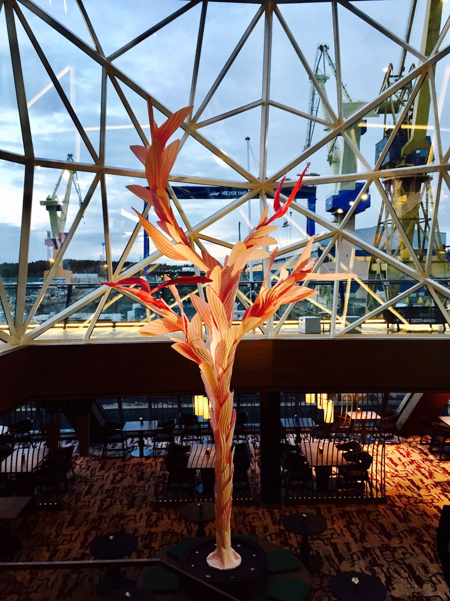 shiftactions's tweet photo. Big structures - Small details - Aboard @tuicruises #meinschiff6 #MeyerTurku #Shipping #Cruiseship #Turku https://t.co/0EUdkGsCBn
