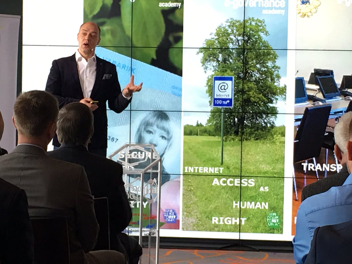 kdesmedt's tweet photo. In e-Estonia, Internet access is a basic human right. @linnarviik #Estonia10G @starman_as  @nokianetworks https://t.co/uyTOUIYp0y