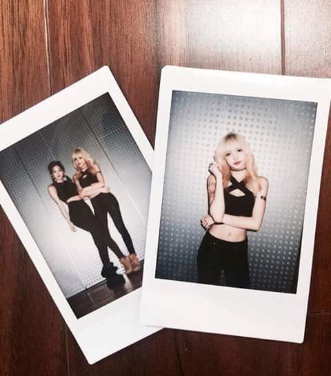 BLΛƆKPIИK on Twitter: "[Unseen] colour version of Rosé & Lisa pre-debut  polaroid #BLACKPINK #블랙핑크 #ROSE #로제 #LISA #CHAELISA ©4BLACKPINK V:  rosiejpg… https://t.co/DsylfyM5mH"